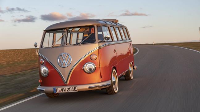 Fotos: Volkswagen e-Bulli 1 Volkswagen e-Bulli: la icónica T1 se reconvierte en una furgoneta eléctrica