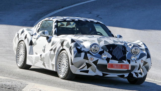 Fotos espía del Hurtan deportivo que llegará en 2021 1 Fotos espía del próximo deportivo de Hurtan: diseño clásico, plataforma del MX-5 y ADN español