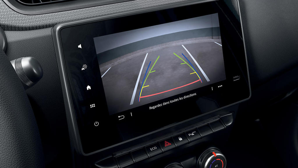 Pantalla central del Renault Express