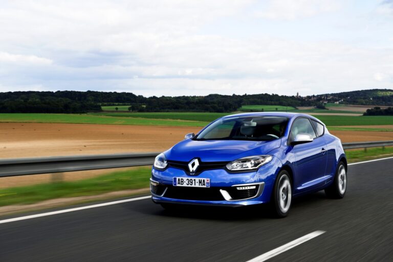 renault megane coupe 2014