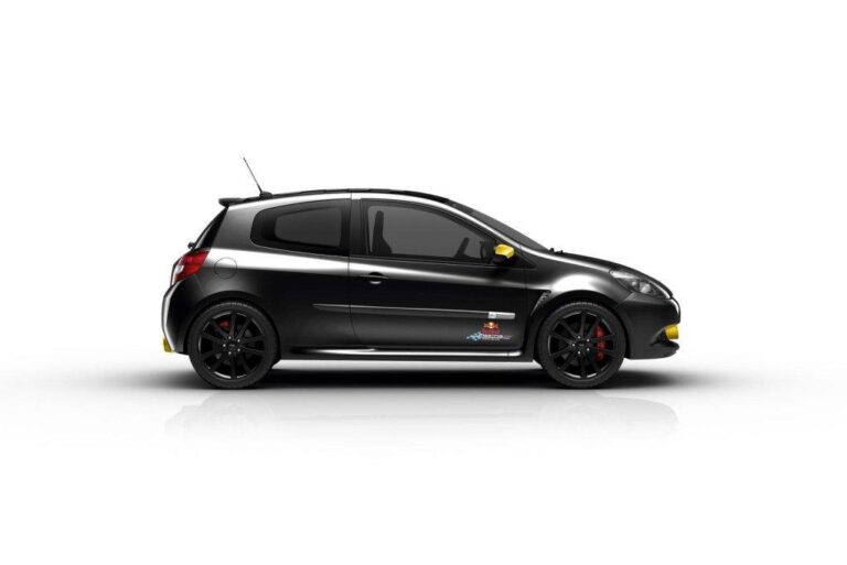 renault clio rs red bull rb7 2012 04 1024x682 1