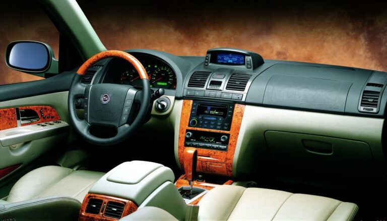 Nissan Pathfinder 3.5 V6 SE