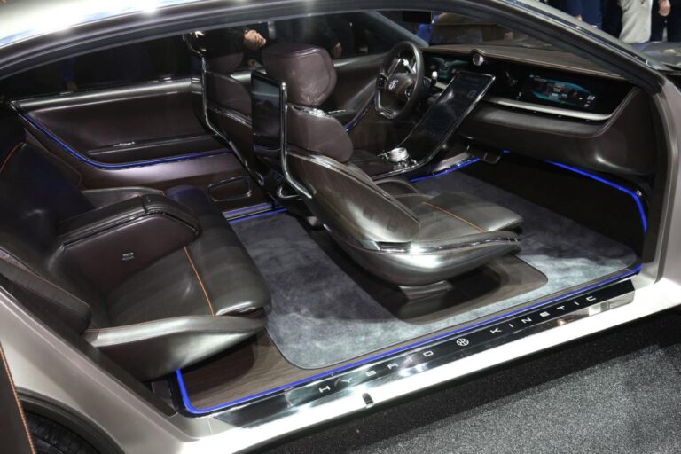 salon ginebra 2017 36g