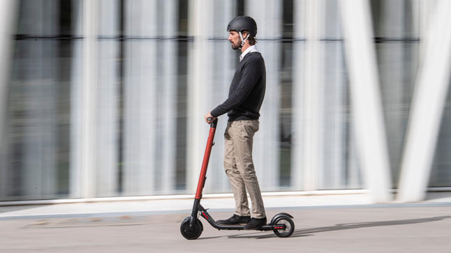 va a decidir refugiados Th Marcas de coches que ofrecen patinetes eléctricos