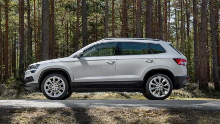 skoda karoq 26g