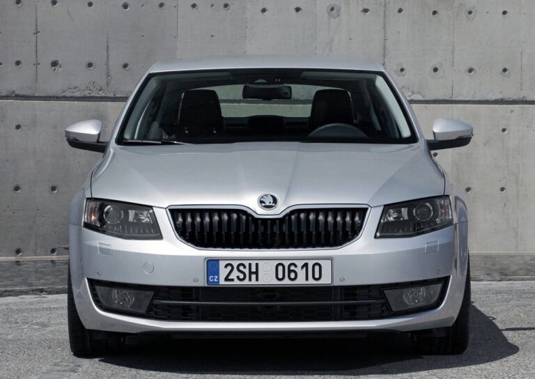 skoda octavia20131024x768wallpaper28