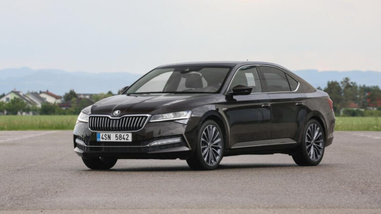 skoda superb
