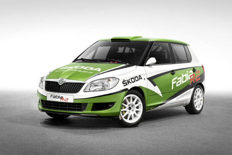 skoda fabia r2 02