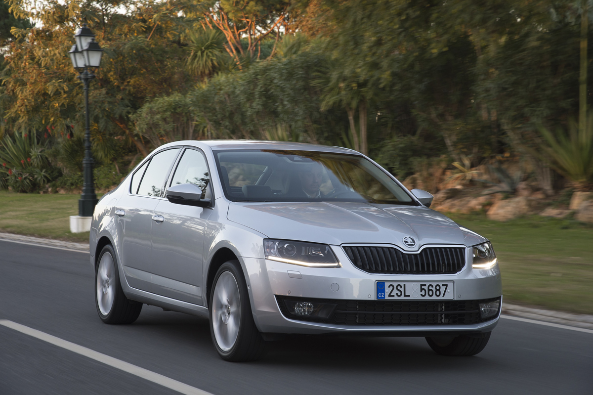 Skoda Octavia 2013: Un avance en todos los sentidos 1 skodaoctavia2013 1