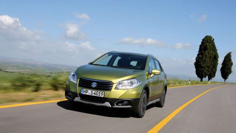 suzukisx4s cross005 1