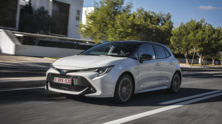 toyota corolla hybrid 2019 9g