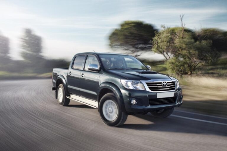 toyota hilux 1