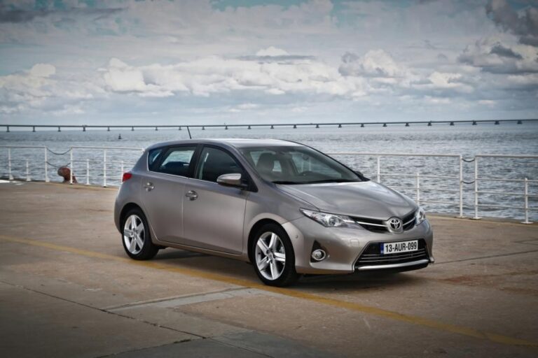 toyotaauris11 12g 1