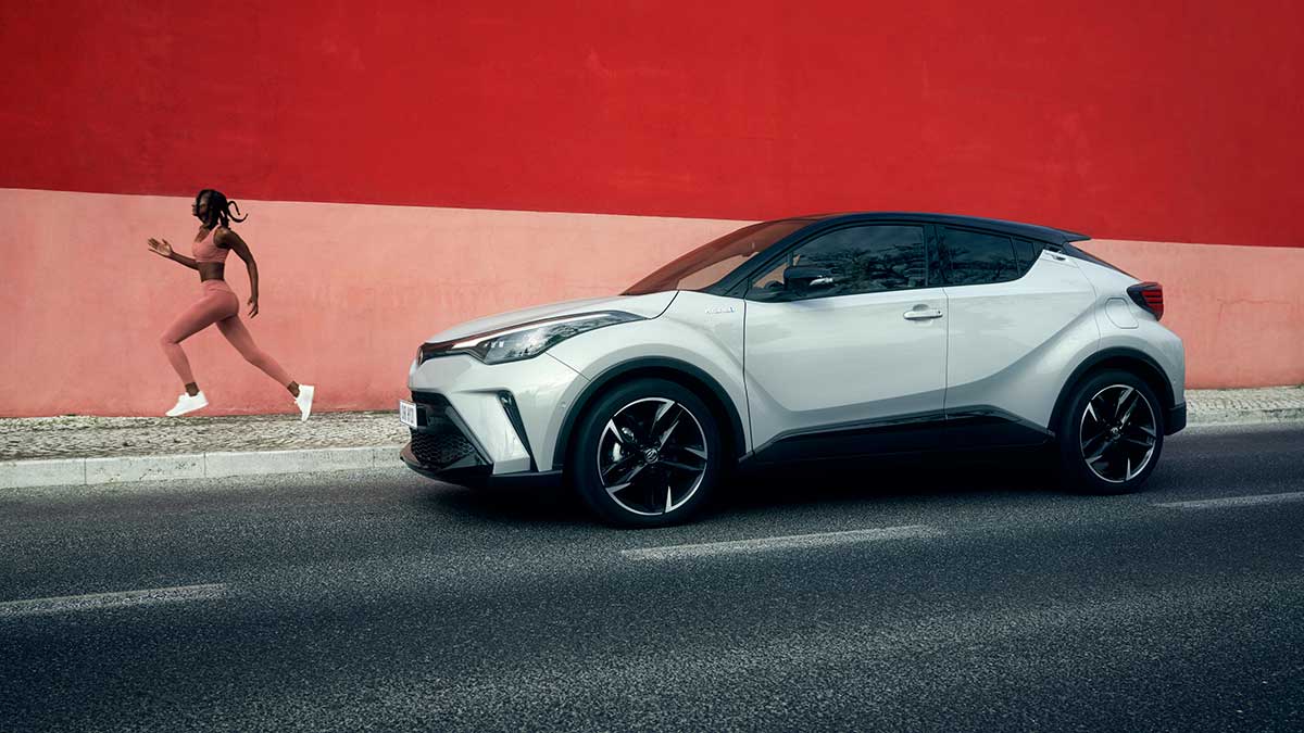 toyotac hrelectrichybrid2021 grsport3