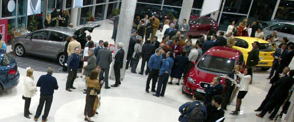 Las ventas de coches a particulares crecen en julio
