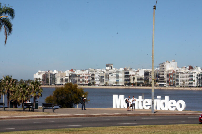 viaje uruguay 87g 1
