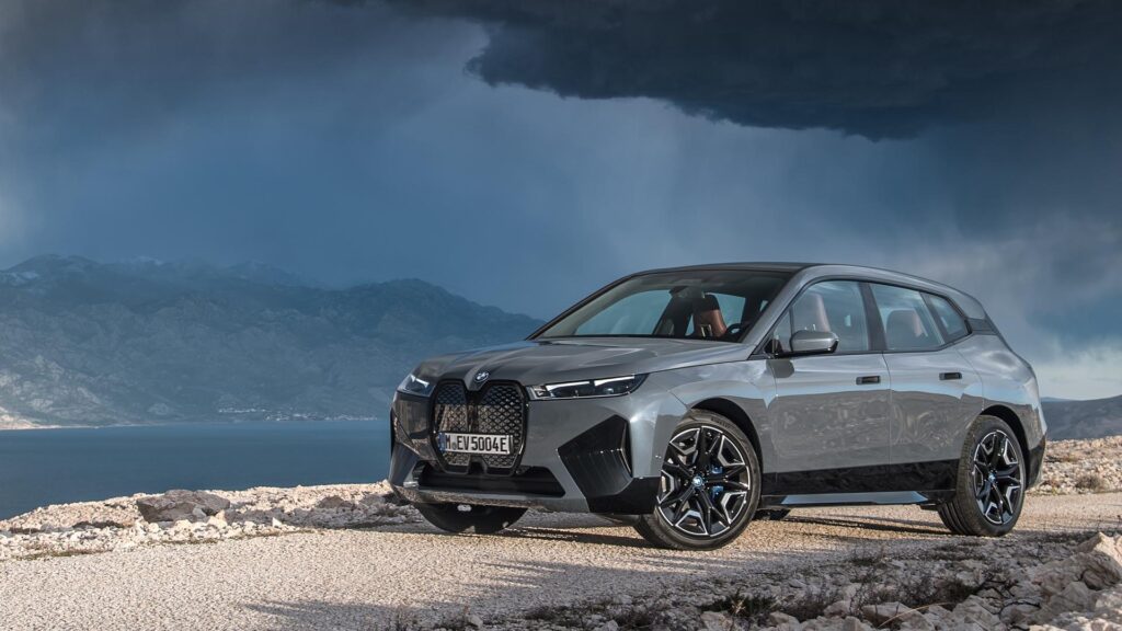 BMW iX