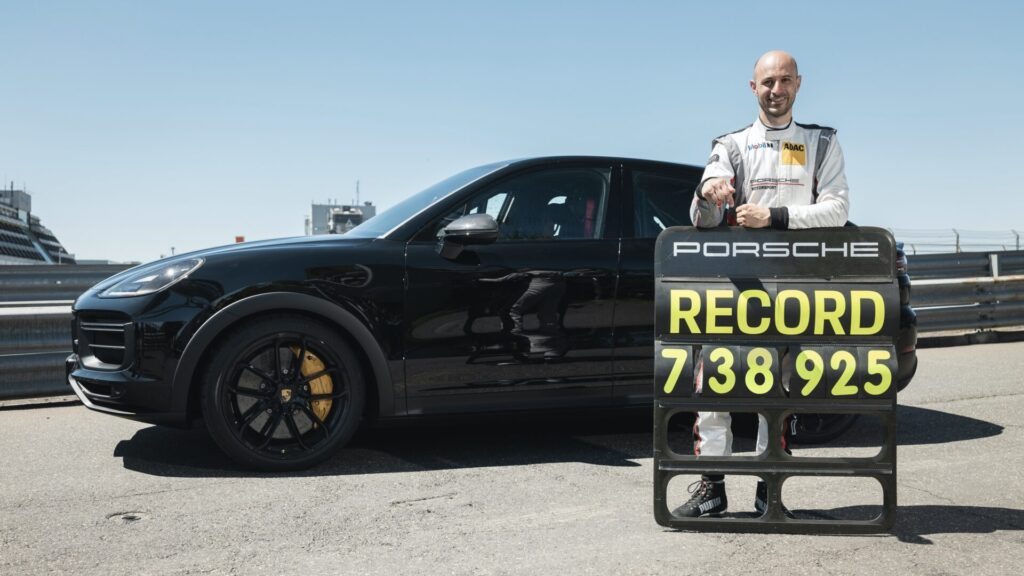 El nuevo Porsche Cayenne se convierte en el SUV más rápido de Nürburgring