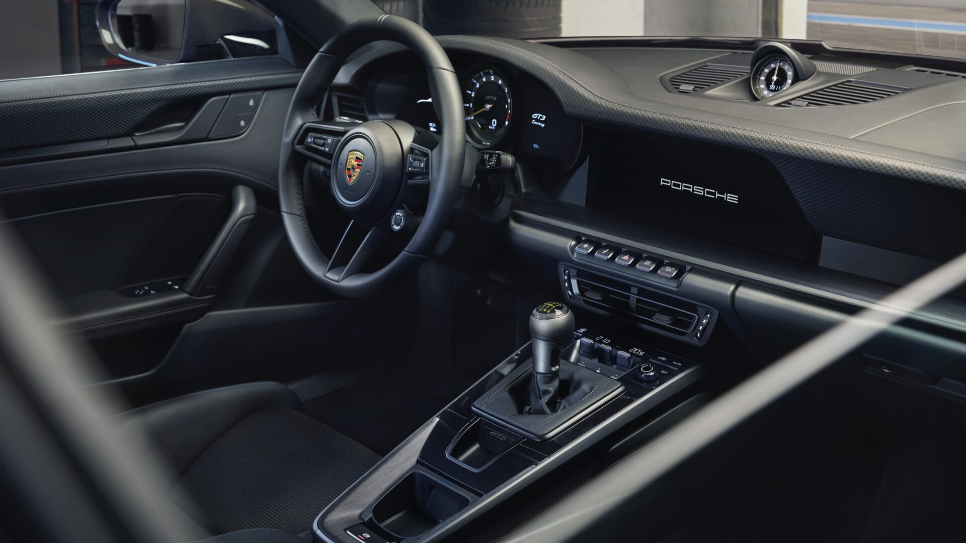 Porsche 911 GT3 Touring interior