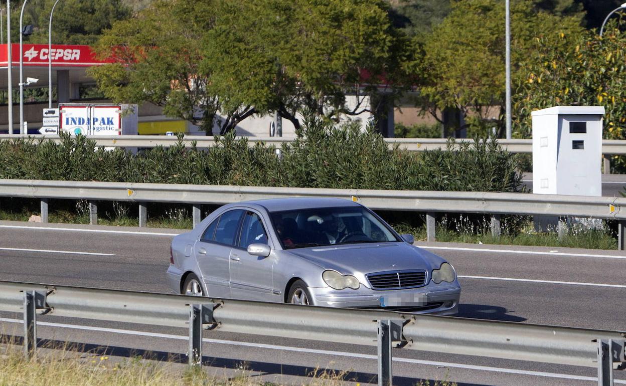¿Cuál es la multa por utilizar un detector de radares? 6 ¿Cuál es la multa por utilizar un detector de radares?