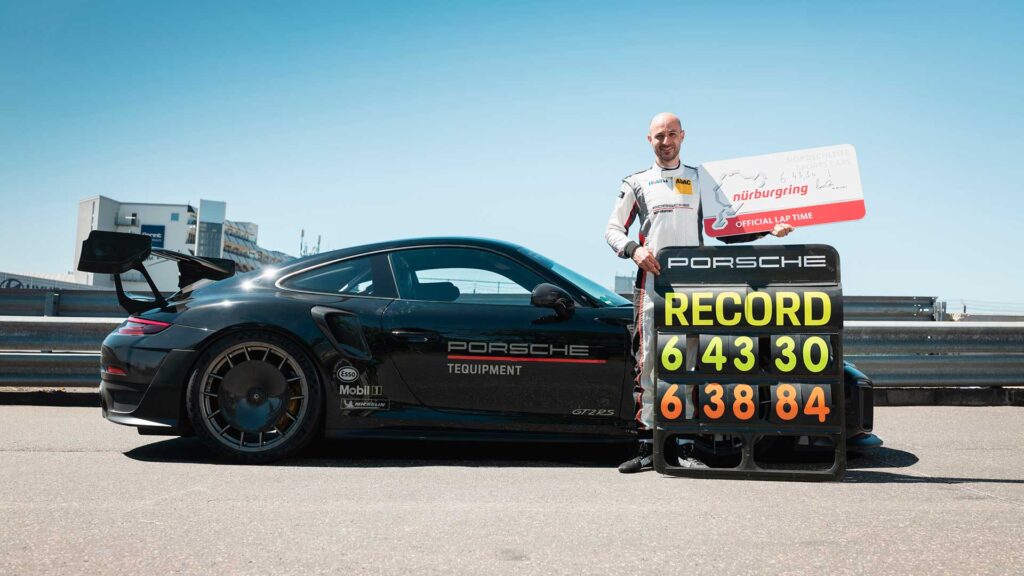 record-porsche-911-gt2-rs-nurburgring