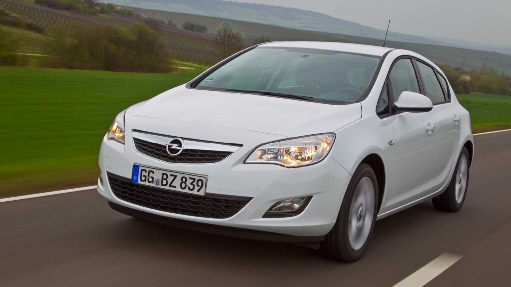 opel-astra-j