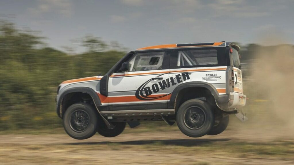 Land Rover Defender Bowler