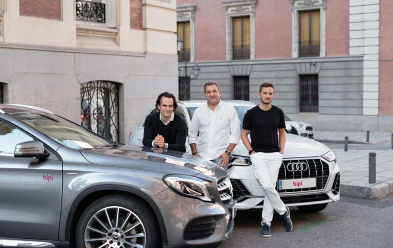 Equipo Bipi  Alejandro Vigaray cofundador Jose Luis Hernandez CSO y Hans Christ cofundador Bipi de izda a derecha