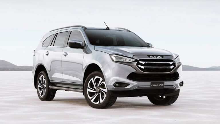 Isuzu MU X frontal