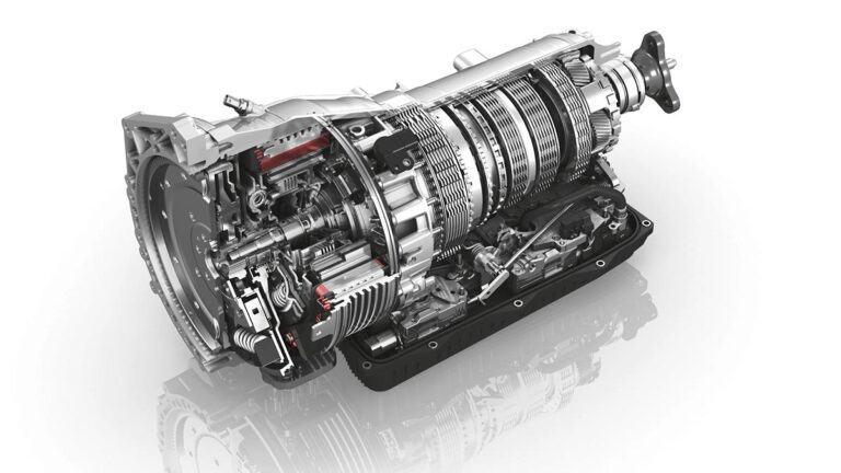 Jeep Wrangler 4xe caja cambios motor electrico integrado