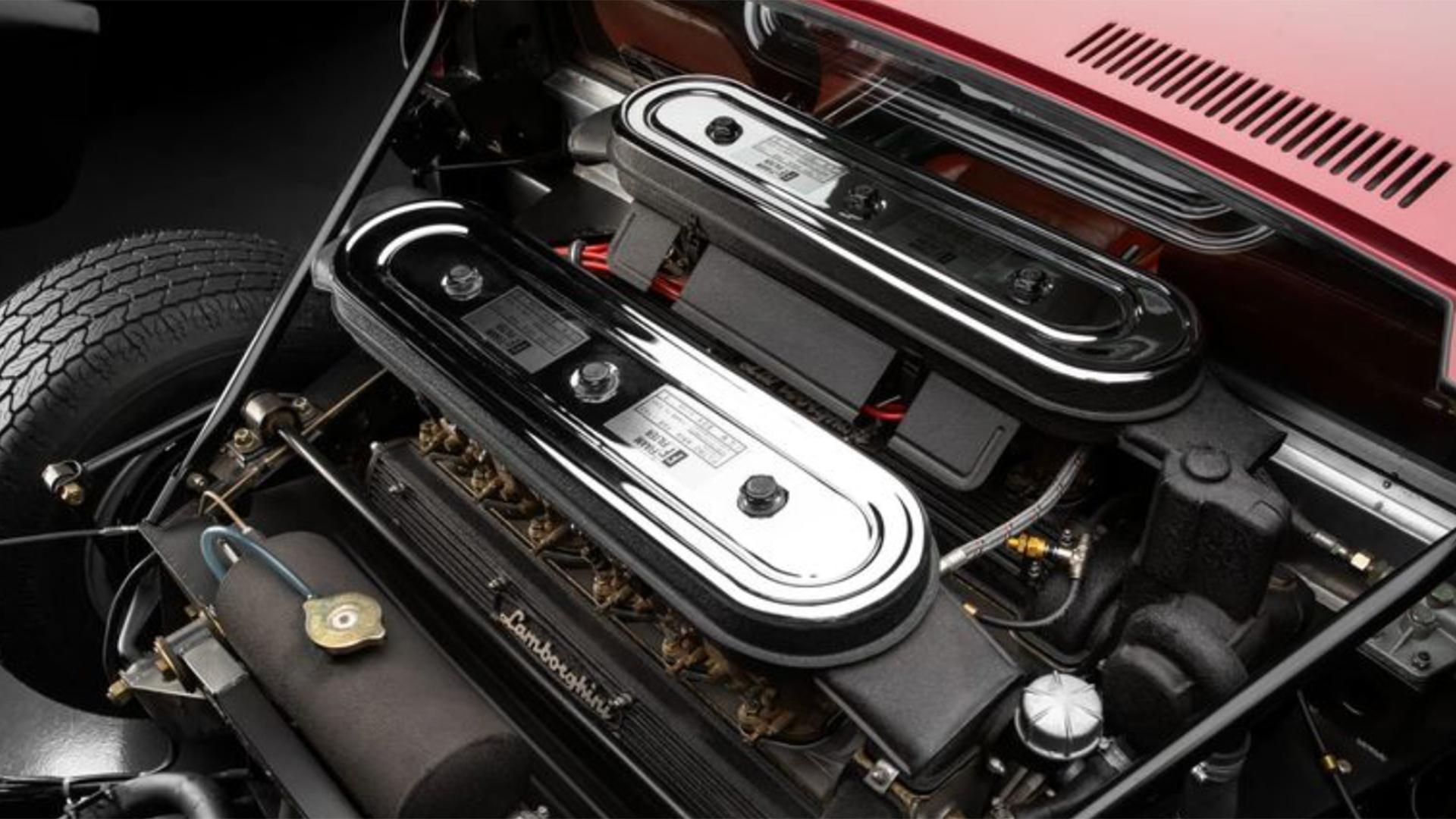 Lamborghini Miura SVJ motor