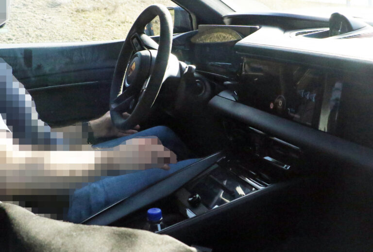 Porsche Macan ev interior 2