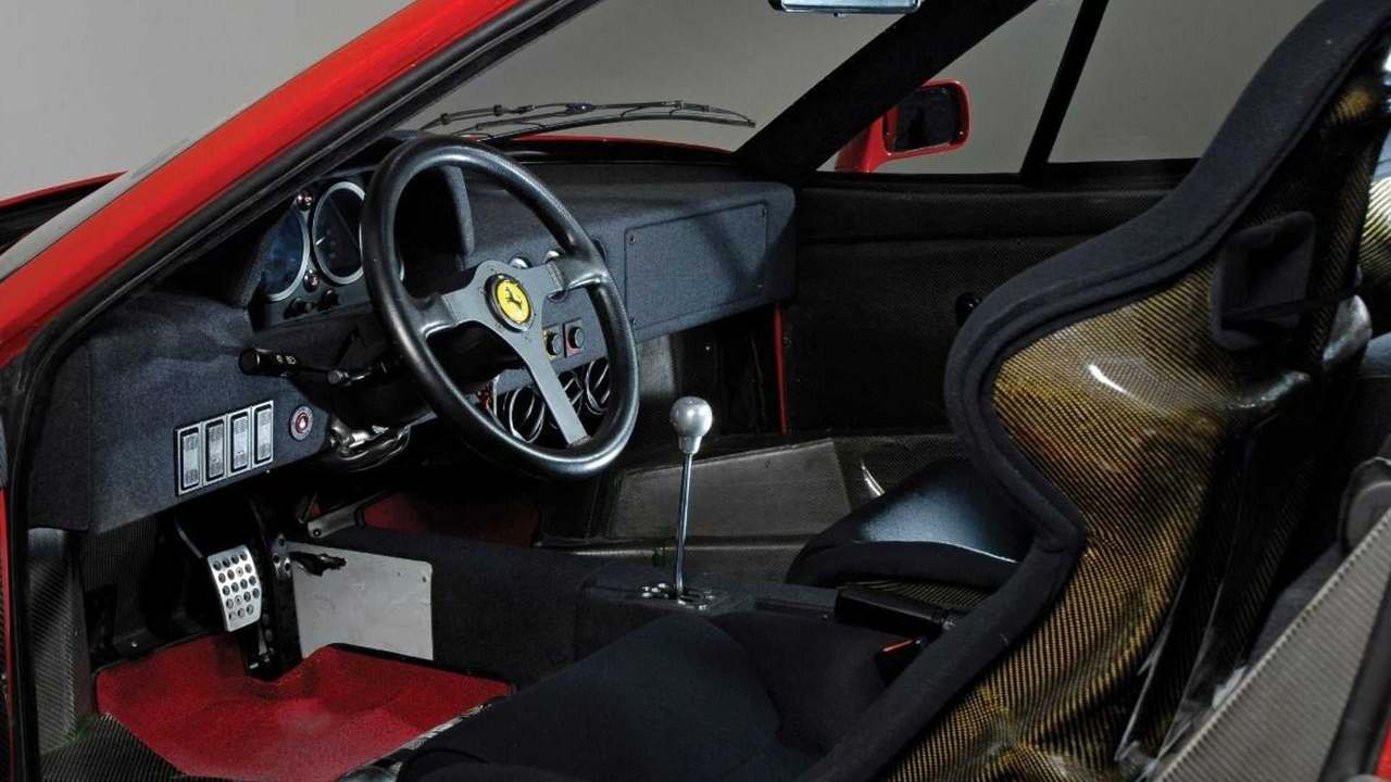 Ferrari F40 automático