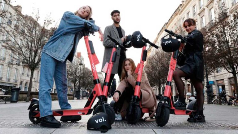 patinetes electricos voi 02 768x404 1