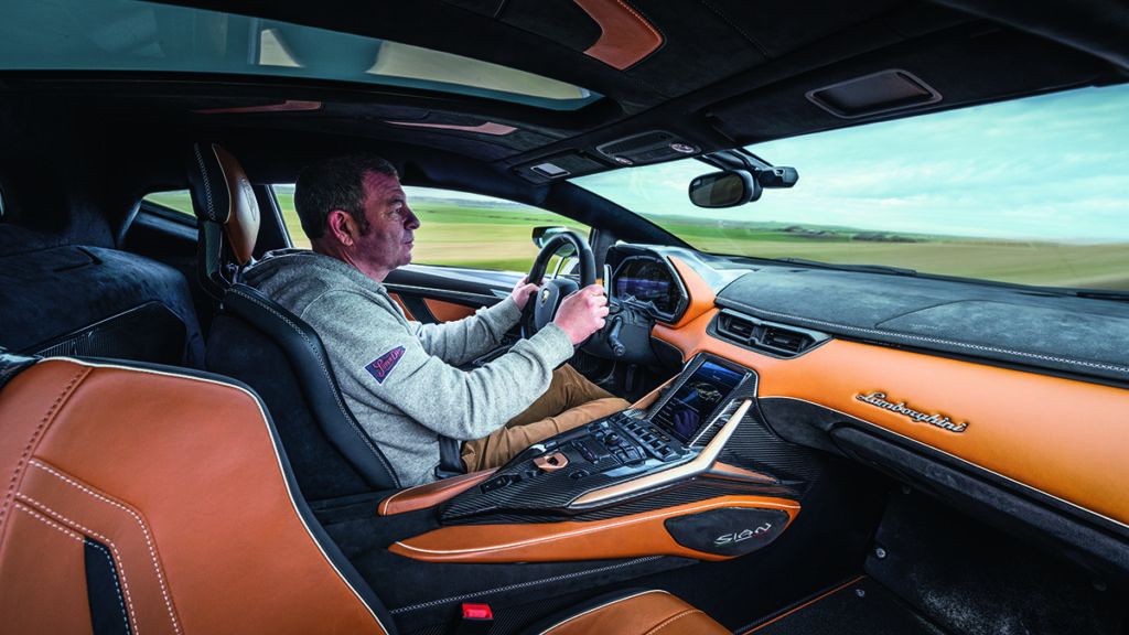 Lamborghini Sian interior