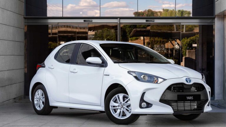 toyotayariselectrichybridecovan1