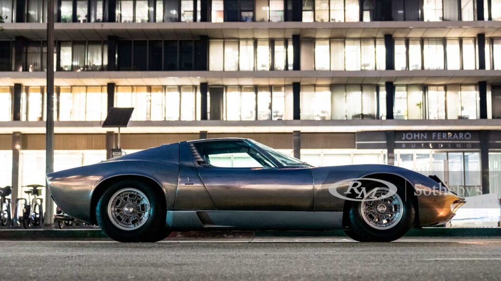 lamborghini-miura