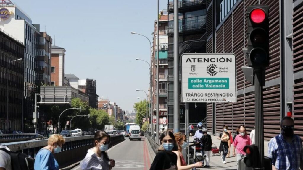 Qué coches pueden entrar a Madrid Distrito Centro etiqueta C etiqueta Cero