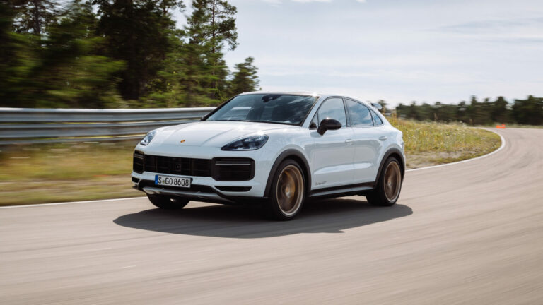 Porsche Cayenne Turbo GT e1628768722475
