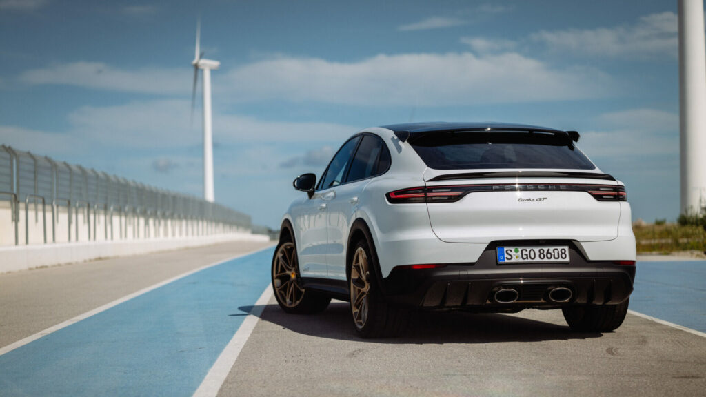 Porsche_Cayenne_Turbo_GT_10