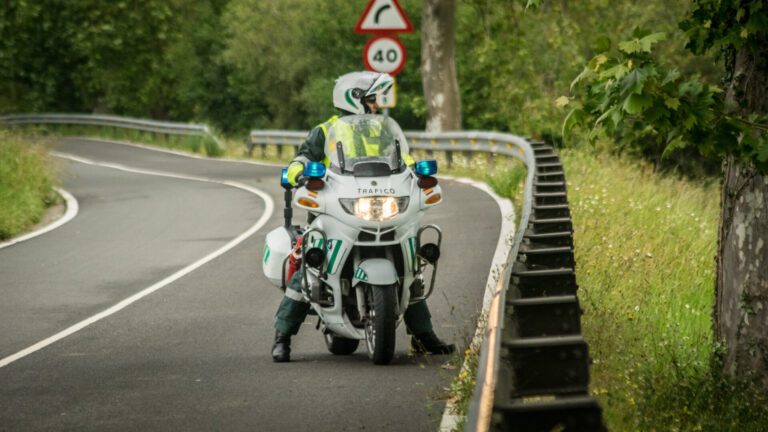 guardia civil moto