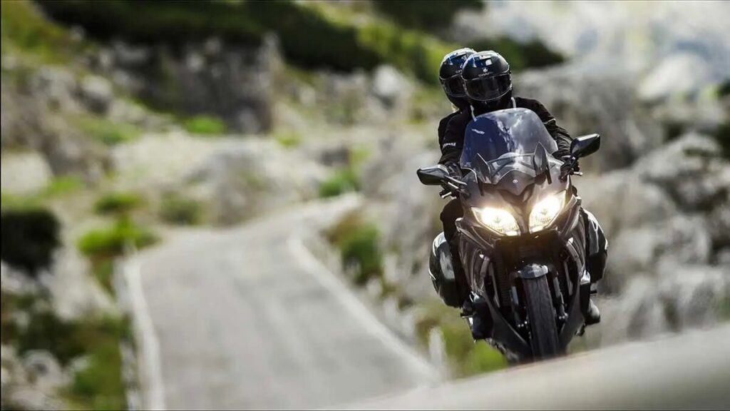 verano en moto