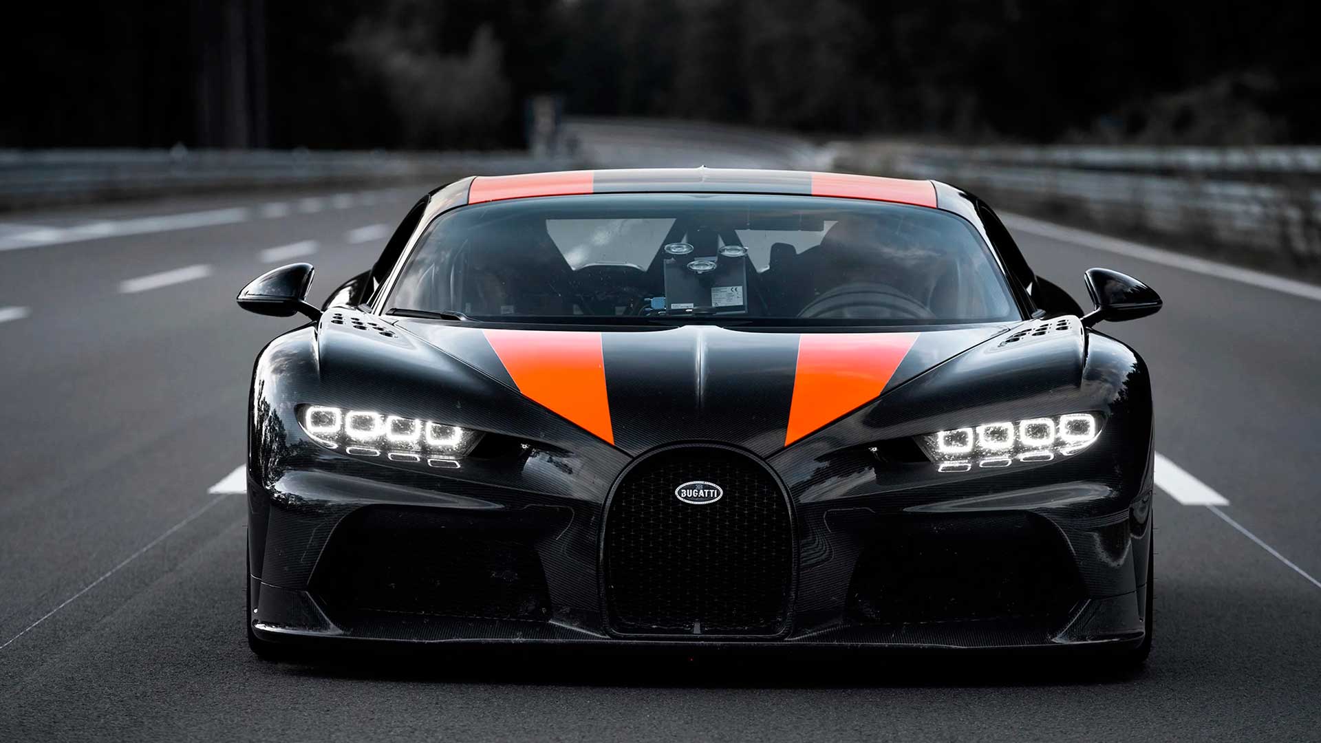 Lujo sobre ruedas: estos son los coches más caros del mundo 3 Motor16 Bugatti Chiron SSport 350
