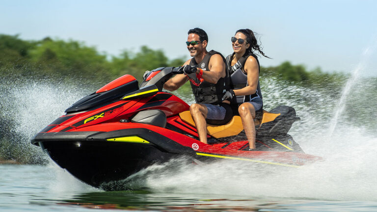 2022 YAMAHA FXSVHOCR EU RM9 ACT 007 03