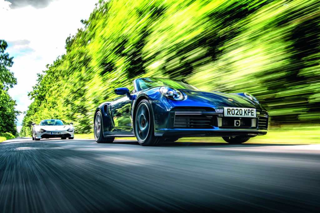 Porsche 911 frente a McLaren 720S