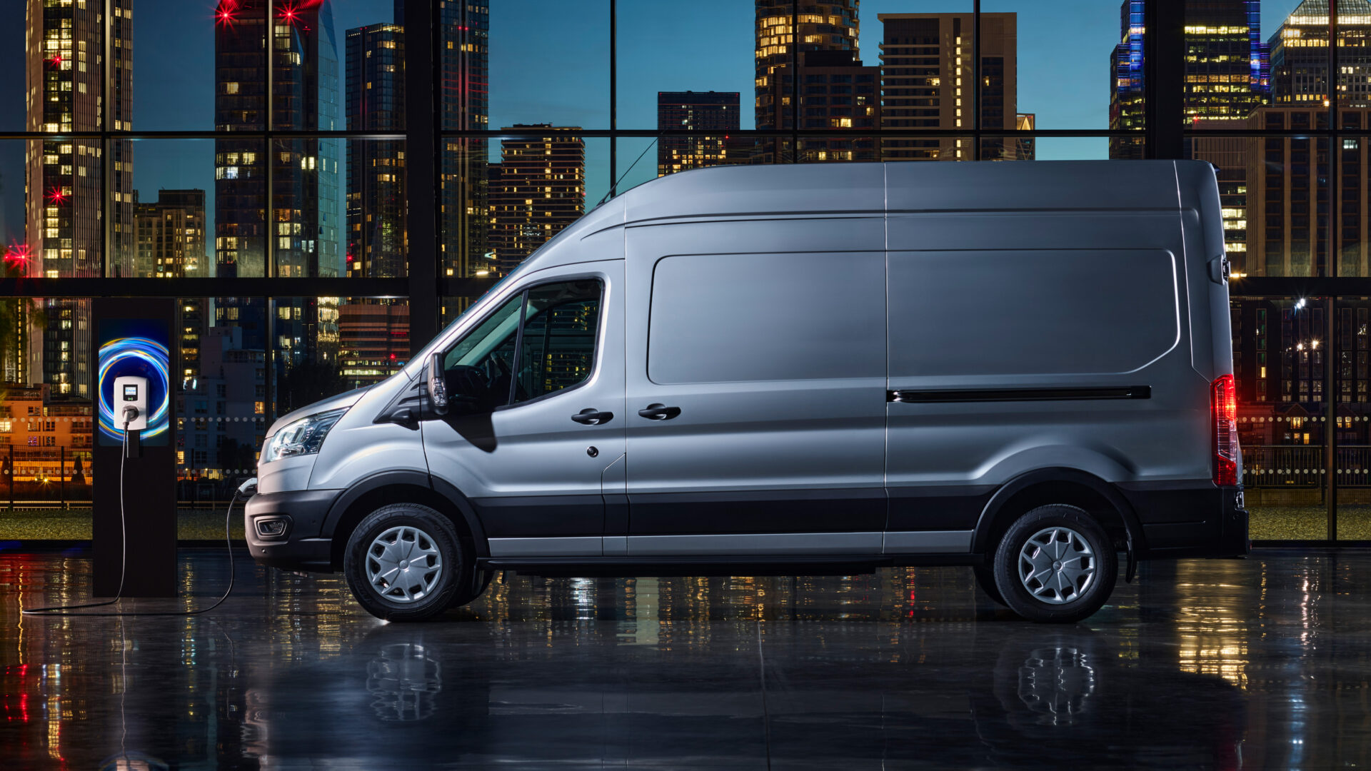 Ford E-Transit 2022