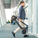 Madrid se plantea prohibir los patinetes eléctricos en el Metro