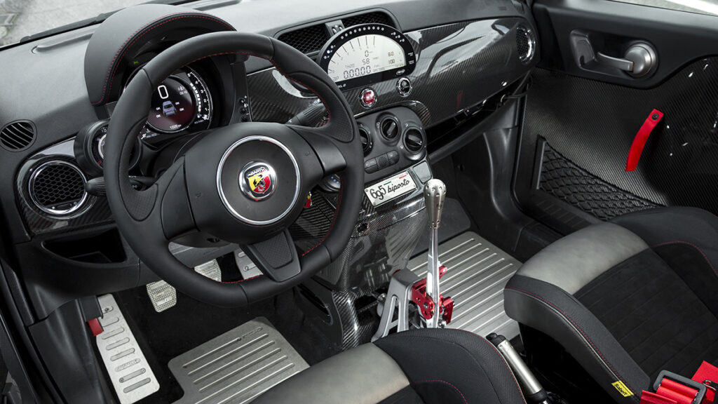 abarth 695 biposto