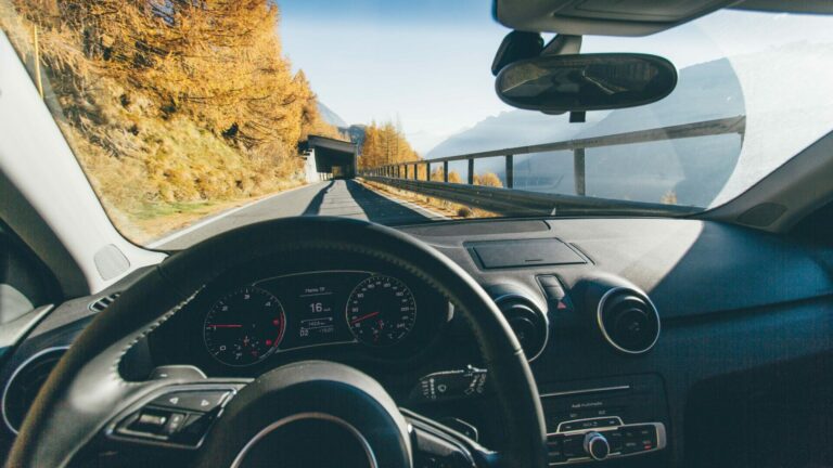 automobile automotive autumn 228094 e1632398783692