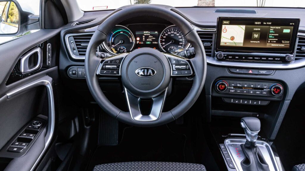 Kia Ceed Tourer 2022 interior